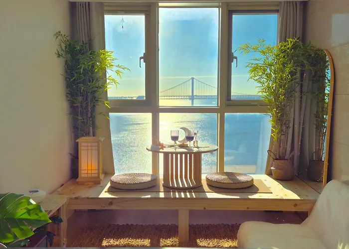 #광안대교 정면뷰 #드론쇼 명당 #100인치 4k빔 #playstation #무료주차 Appartement *